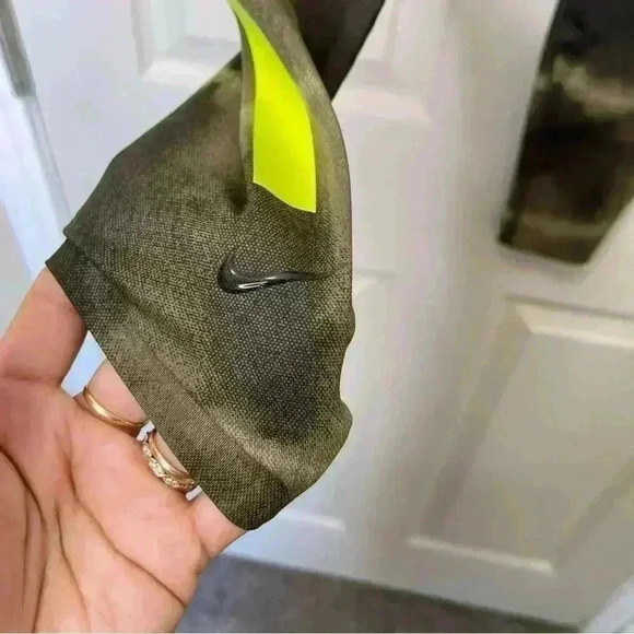 NIKE Women’s Yoga Leggings Lot Of 3 Leggings Sz XS/Small - Picture 16 of 16